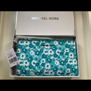 Michael Kors Double Zip Wristlet Floral Tile Blue